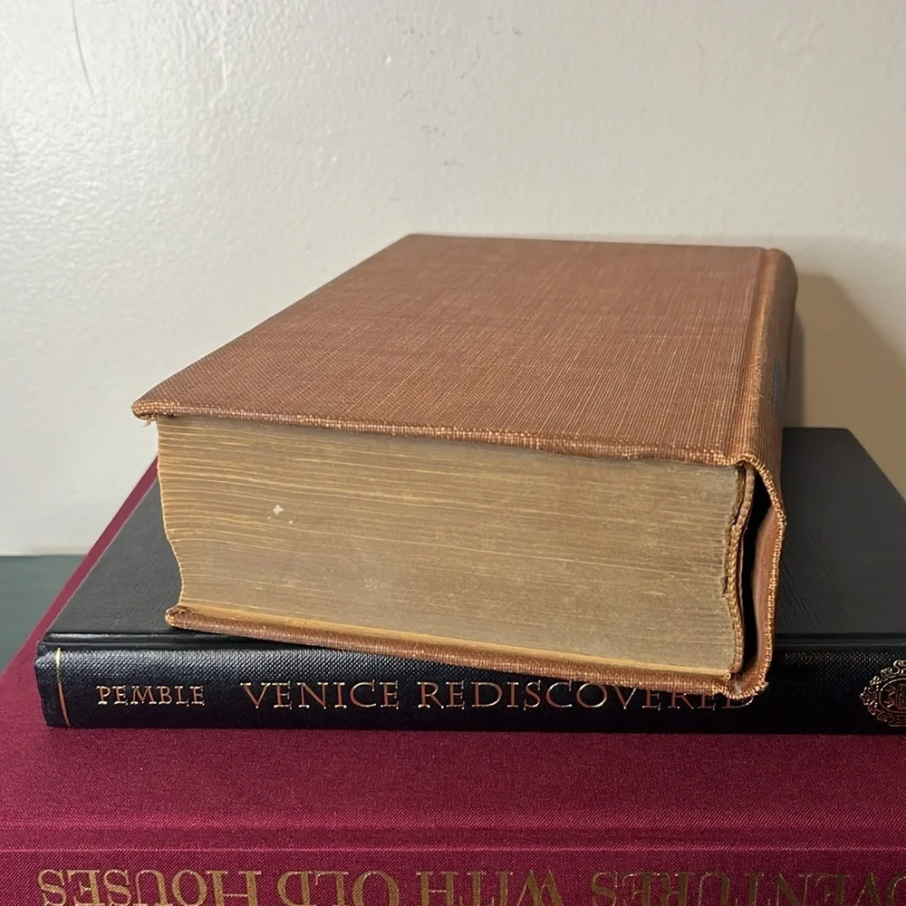 Vintage The Woollcott Reader Bypaths in the Realm of Gold Hardcover Book 1938‎